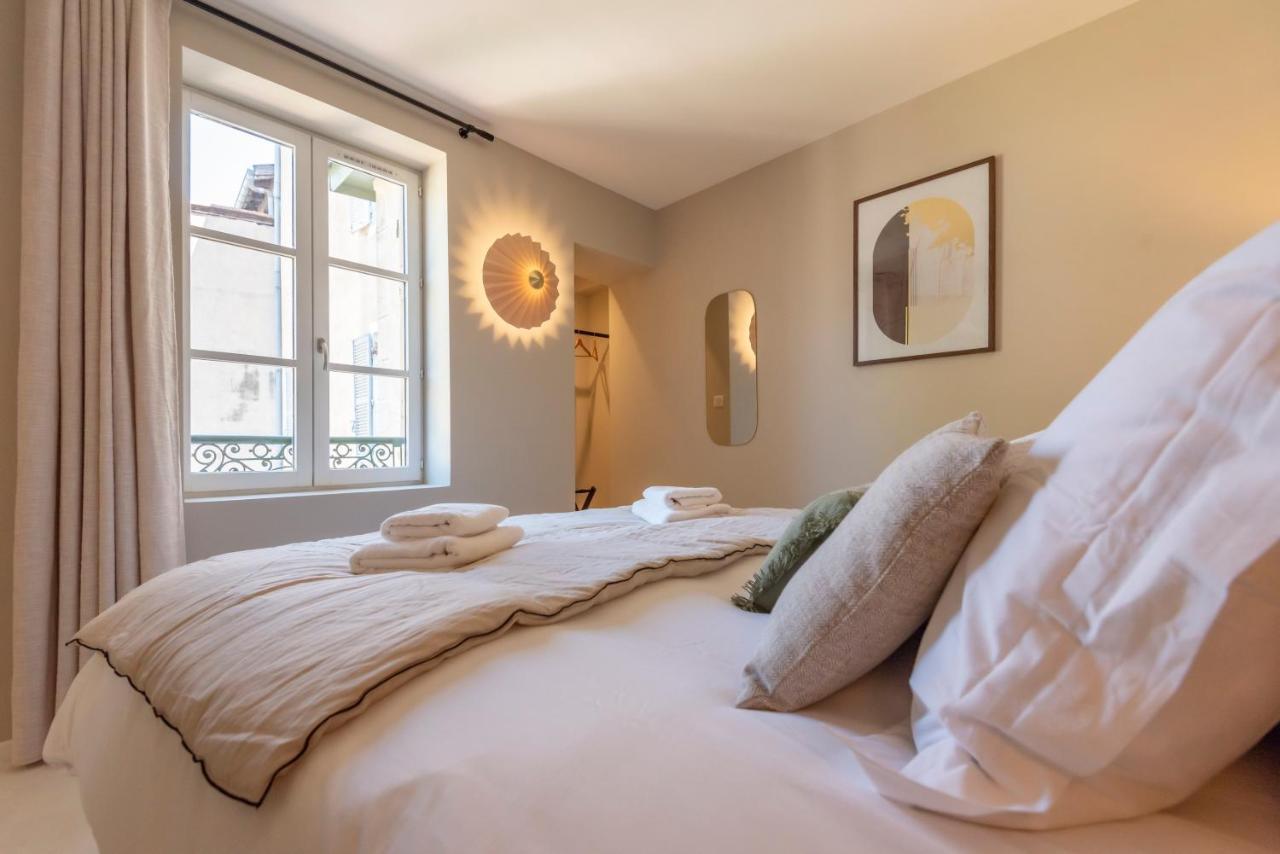 Le Cosy Chic . Proche Gare . Centre-Ville Macon . Neuf . Climatisation . Design . Wifi . מראה חיצוני תמונה